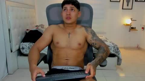 Snapshot of lunay_xtreemboy chatting on 2, 3, 2026 Lunay online show from 2, 3, 2026