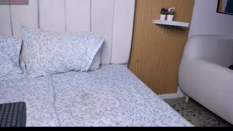 Snapshot of lunita_bigboobs chatting on 7, 2, 2026 Lunita online show from 7, 2, 2026