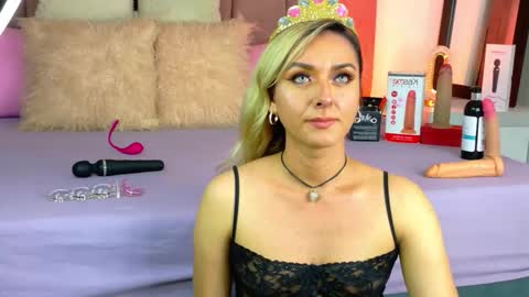 Snapshot of lunitadiva chatting on 18, 1, 2026 lunitadiva online show from 18, 1, 2026