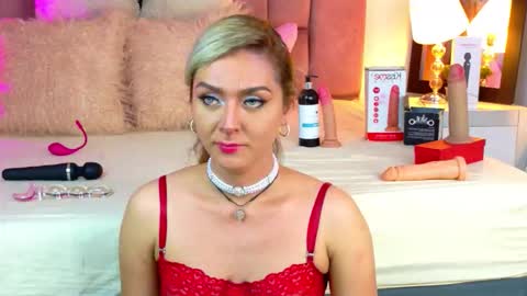 Snapshot of lunitadiva chatting on 15, 2, 2026 lunitadiva online show from 15, 2, 2026