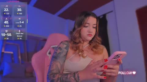 LUNA ROSE online show from 8, 11, 2025