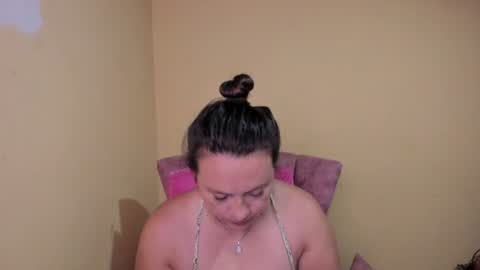 Snapshot of lunnadoll chatting on 13, 7, 2026 Katty what ever do you want on my pv is for extra tokens minimi 250 tks ty u for understand online show from 13, 7, 2026