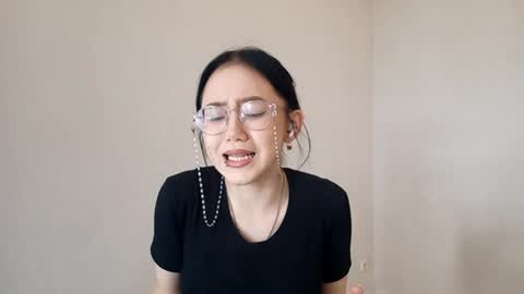 Roxie online show from 17, 4, 2026