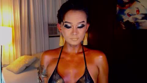 AdriannaFowks online show from 12, 5, 2026