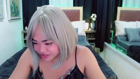 Snapshot of lustfuloffendertrina chatting on 6, 2, 2025 Trina online show from 6, 2, 2025