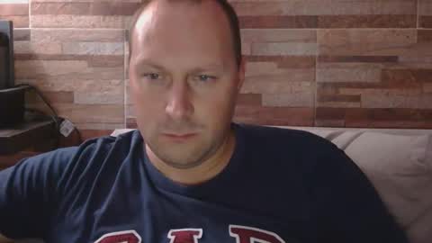 Snapshot of lustonfan chatting on 21, 4, 2026 lustonfan online show from 21, 4, 2026