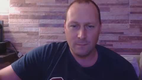 Snapshot of lustonfan chatting on 21, 4, 2026 lustonfan online show from 21, 4, 2026