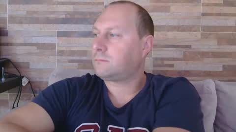 Snapshot of lustonfan chatting on 14, 5, 2026 lustonfan online show from 14, 5, 2026
