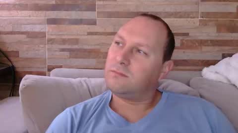 Snapshot of lustonfan chatting on 28, 5, 2026 lustonfan online show from 28, 5, 2026
