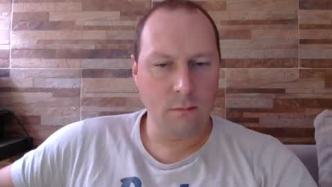 Snapshot of lustonfan chatting on 25, 7, 2026 lustonfan online show from 25, 7, 2026
