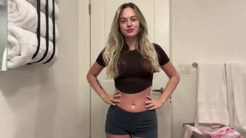 Aimee online show from 25, 11, 2025