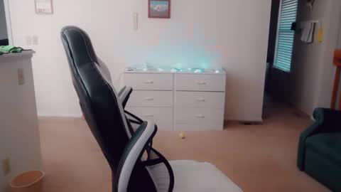 Britney online show from 6, 11, 2025