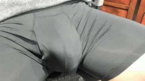 Snapshot of luvswetpussy chatting on 19, 5, 2026 luvswetpussy online show from 19, 5, 2026