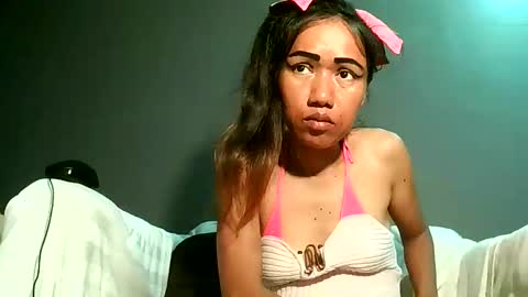 Bee Bee online show from 22, 5, 2026