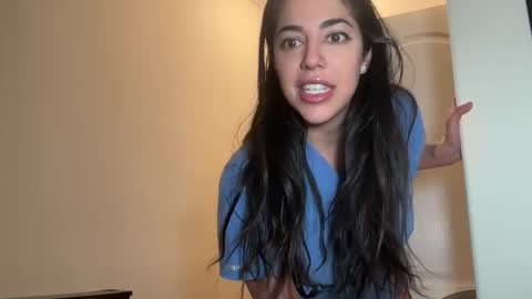 Snapshot of luxcher22 chatting on 4, 1, 2025 luxcher22 online show from 4, 1, 2025