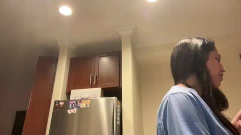 Snapshot of luxcher22 chatting on 8, 2, 2025 luxcher22 online show from 8, 2, 2025