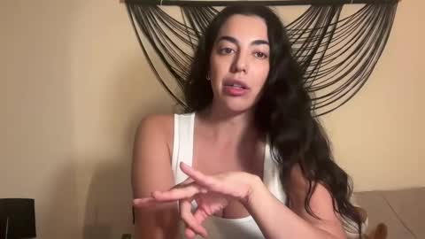 Snapshot of luxcher22 chatting on 11, 3, 2025 luxcher22 online show from 11, 3, 2025