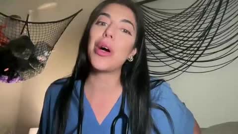 Snapshot of luxcher22 chatting on 18, 10, 2025 luxcher22 online show from 18, 10, 2025