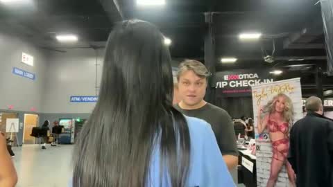 Snapshot of luxcher22 chatting on 25, 10, 2025 luxcher22 online show from 25, 10, 2025