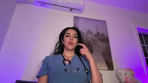 Snapshot of luxcher22 chatting on 23, 2, 2026 luxcher22 online show from 23, 2, 2026