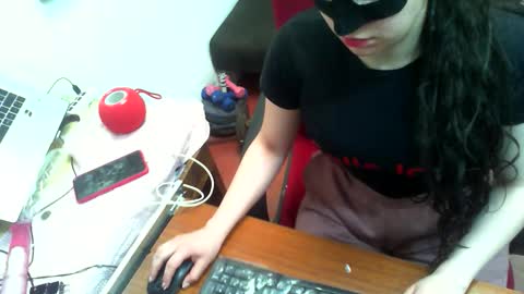 Snapshot of luxdasilva chatting on 9, 5, 2026 luxdasilva online show from 9, 5, 2026