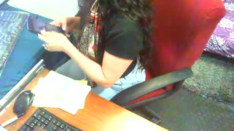 Snapshot of luxdasilva chatting on 25, 5, 2026 luxdasilva online show from 25, 5, 2026