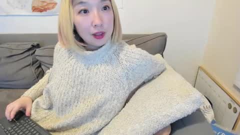 Snapshot of luxgray chatting on 2, 3, 2025 LuxGray online show from 2, 3, 2025