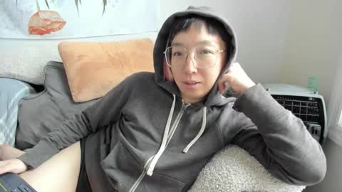 Snapshot of luxgray chatting on 15, 12, 2025 LuxGray online show from 15, 12, 2025