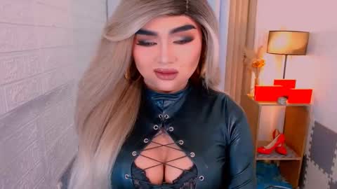 Sasha Blaire online show from 13, 11, 2025