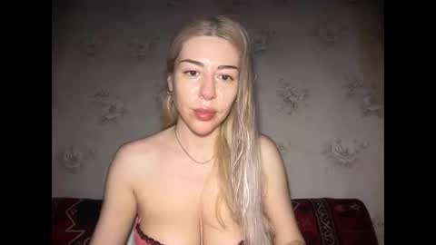 Snapshot of luxsonyastar chatting on 21, 5, 2026 LuxSonyaStar online show from 21, 5, 2026