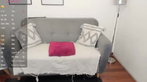 Lesly And Arnold online show from 5, 3, 2025