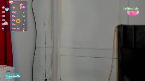 Snapshot of luxuryheaven chatting on 8, 11, 2025 Tommy and Polly online show from 8, 11, 2025