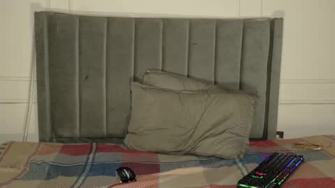 Snapshot of luxuryheaven chatting on 11, 2, 2026 Tommy and Polly online show from 11, 2, 2026