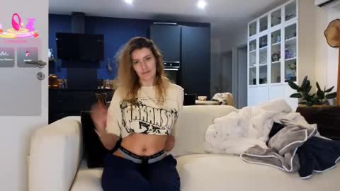 Luxymin online show from 20, 2, 2025