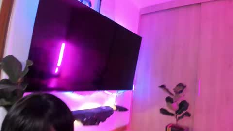 Lucy and Kristhy online show from 27, 10, 2025