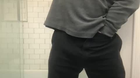 lvguynextdoor440656 online show from 19, 3, 2026