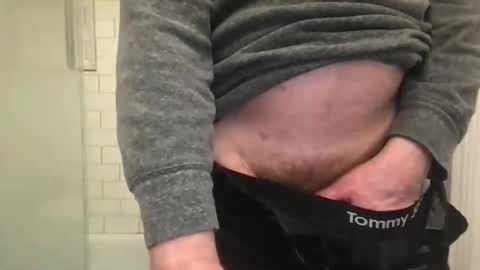 lvguynextdoor440656 online show from 8, 4, 2026