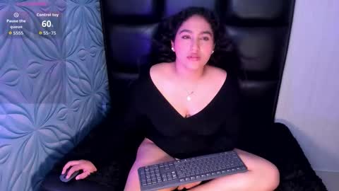 LYA DUBOIS  online show from 18, 2, 2026