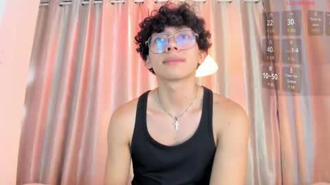 Snapshot of lyan_twink chatting on 24, 5, 2026 Lyan online show from 24, 5, 2026