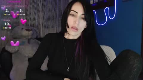Lyann  online show from 24, 7, 2026