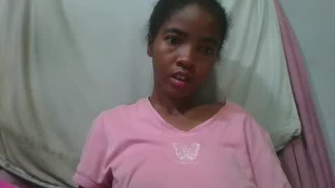 Snapshot of lydie856696 chatting on 6, 6, 2026 lydie856696 online show from 6, 6, 2026