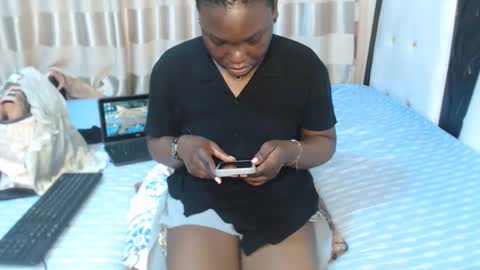 lyiajee online show from 16, 9, 2025