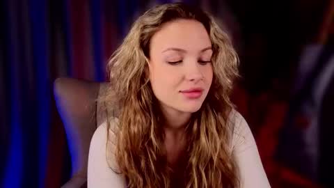 simply Eliza  online show from 28, 9, 2025