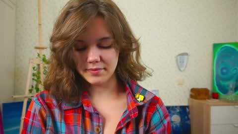 Snapshot of lyle_art chatting on 7, 12, 2024 hi im Lyle online show from 7, 12, 2024