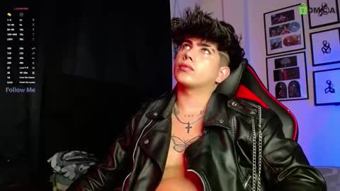 Lyle Bennett Freelance Model online show from 19, 11, 2025