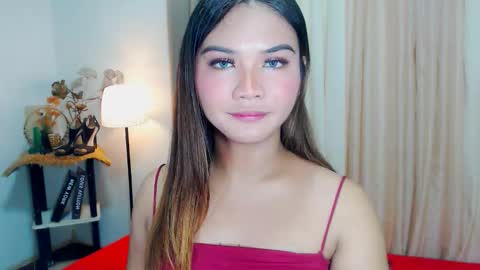 lylia_lust online show from 2, 12, 2025