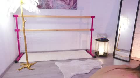 Lyly   online show from 18, 1, 2025