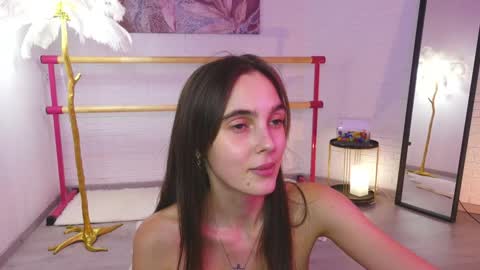 Lyly   online show from 19, 1, 2025