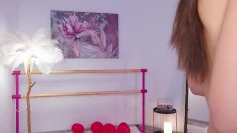 Lyly   online show from 21, 2, 2025