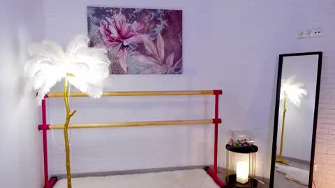 Lyly   online show from 25, 2, 2025